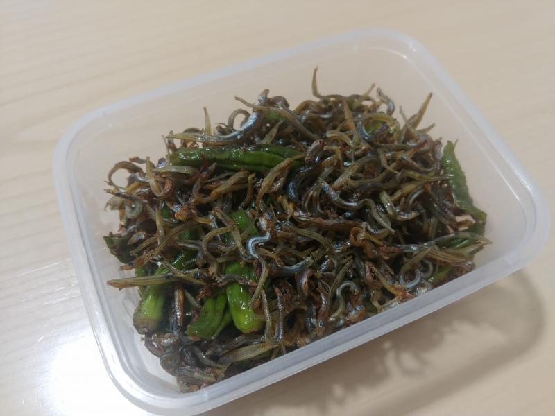 1. 소고기 무국 2. 멸치 볶음 3. 콩나물 무침