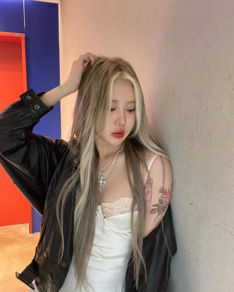 >>22 타투 없는 백예린은 상상불가임