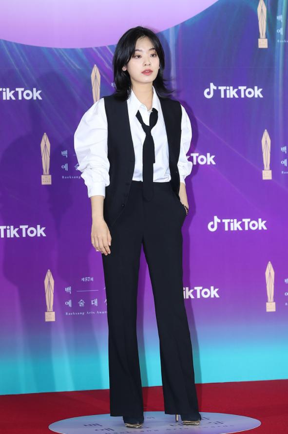 >>27 >>32 이 때 조녜였음