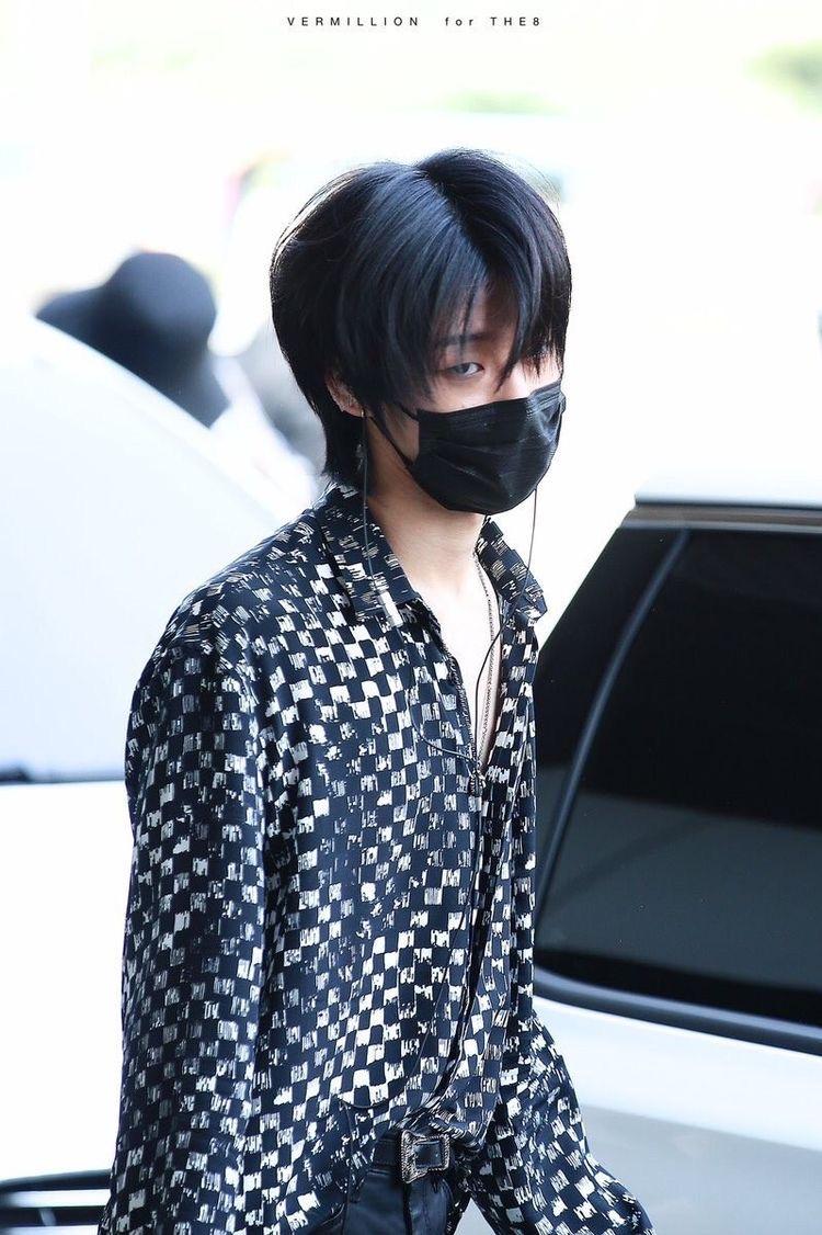 명호 너무 귀엽고 옷입는 거며 뭐며 너무 내스타일리야 내 차애💛