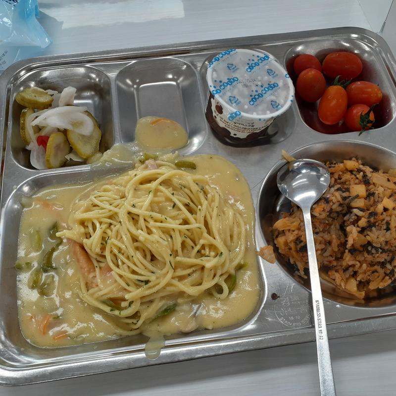구슬 아이스크림 나온 날이랑 치킨마요나온날!!