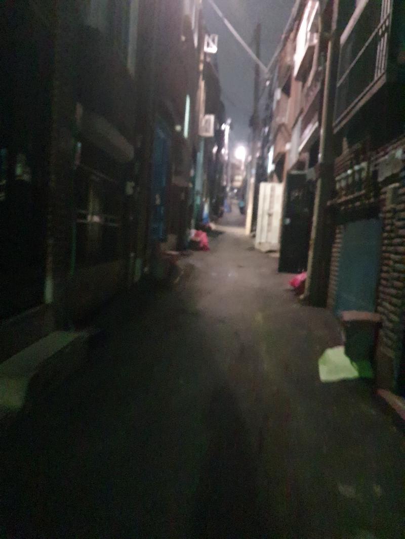 혹시 사진에 귀신이 있는지 보여?