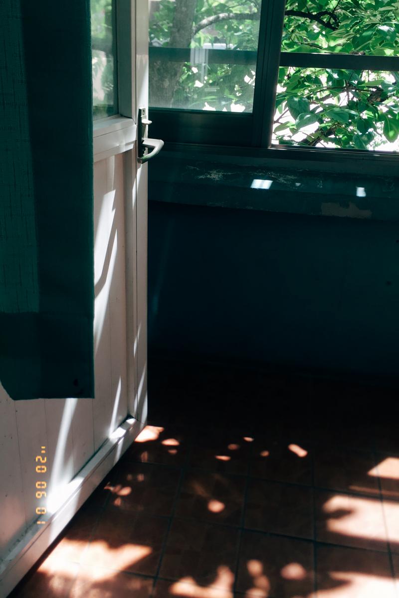 .