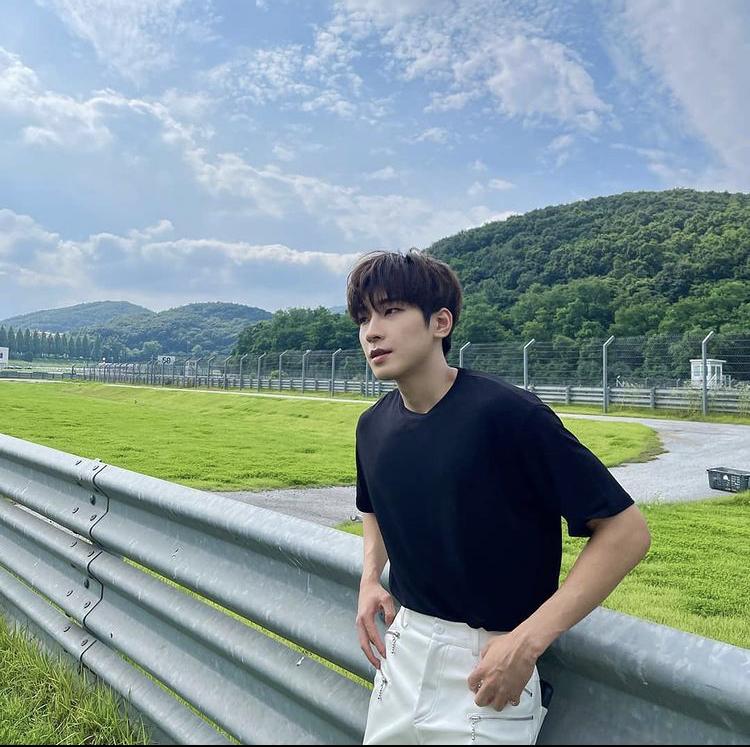 전원우 인스타 진짜 미친놈...(좋다는 뜻)