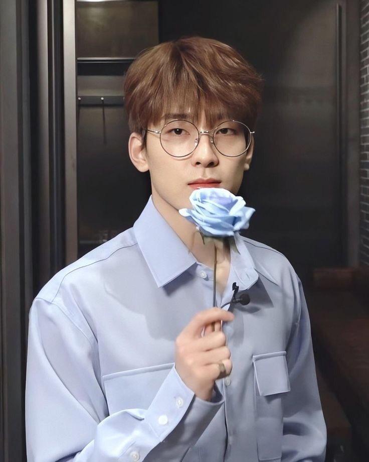 입덕해라 입덕해