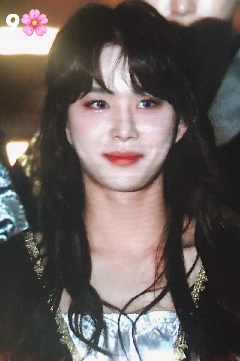 nct정우.... 2018할로윈 로즈 정우는 레전드야