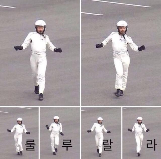 하지만 몸은 안씻었어