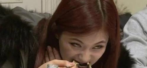 호로로로롭~~~~~~~~크아아아~