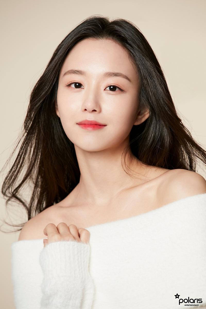 빨리 작품 하나 했으면 좋겠다