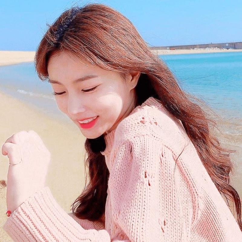 내 최애는 갈머가 탑이야 진짜 금발도 있고 보라머리도 있는데 갈머 못이겨 아이즈원 강혜원이야!