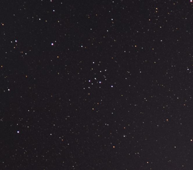 M39 / 백조자리에 있는 산개성단 노출시간 3s * 98 F 2.8, ISO 640 한 시간 정도 날씨가 맑아서 파박 찍어왔다! https:/