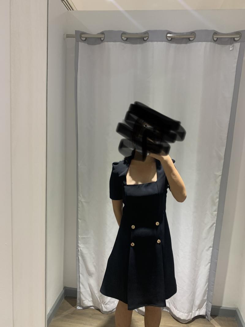 >>350 >>349 레주..집왔다…시무룩..옷이 너무크고 가슴부분이 너무파져서..ㅜ어른용인가봐..옷은이쁘지만 허탕쳤어ㅜㅠ 오늘 맘에들뻔한옷은