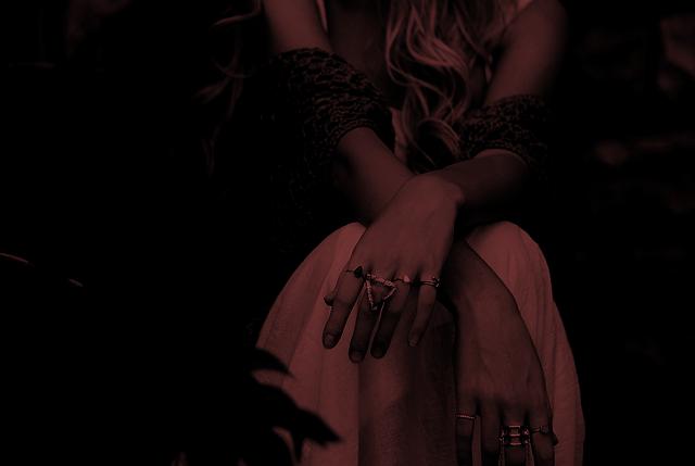 The whispers and the eyes... — plaza 23154 >Kr 첫소리 +1 -17 -9 끝소리 ㄱㄴㄱ ~Until Cind