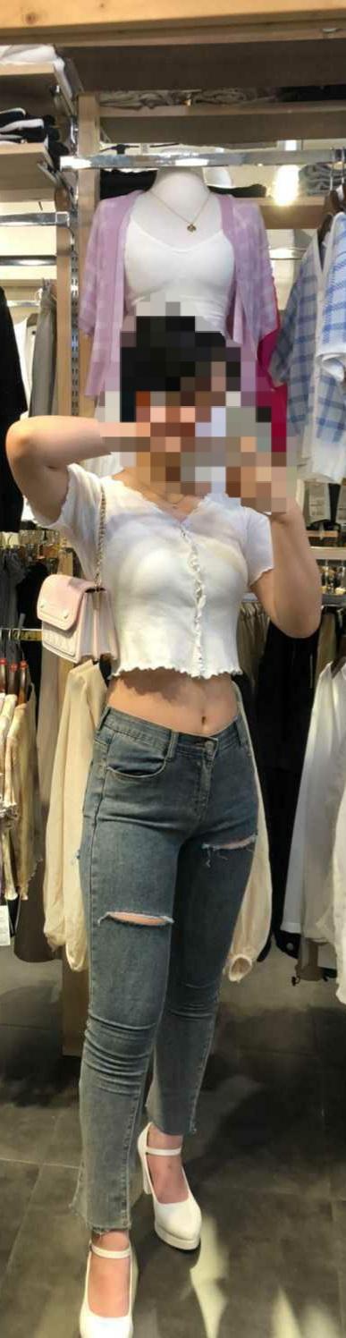 2.3 은 내사진이고 첫번짼 사이즈푠데 내가 잘 볼줄 몰라서ㅜㅜ 사진은 보정없는 사진이야! 내가 보기보다 무게가 많이나가서 사진도 올릴필요가 있