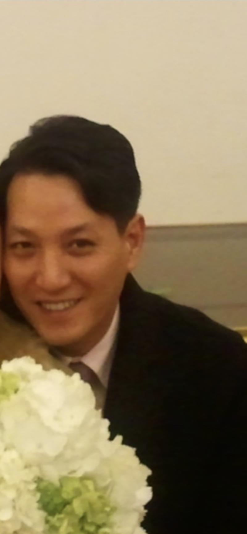 이분 배우 맞나??? 나 너무 배우 진짜 관심없거든 그래서 모르겠다 ㅜㅜㅜㅜㅜㅜ 성함이 어떻게 되시지..?