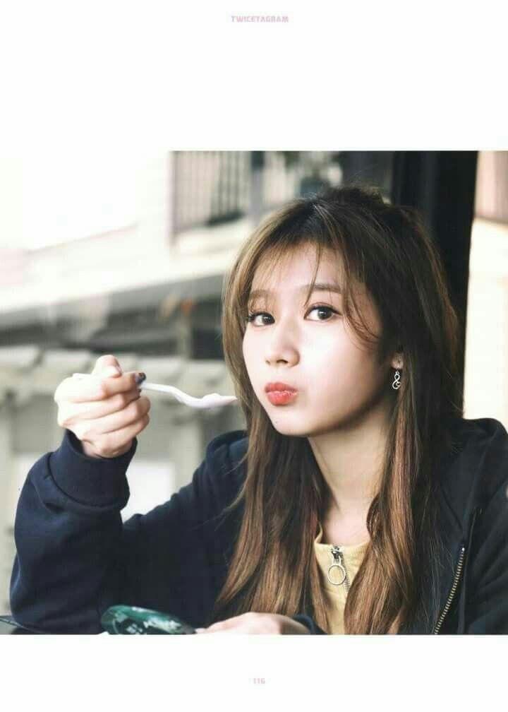 사나(트와이스)