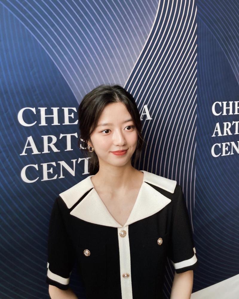 >>25 아 내가 공주라고 불러서 공주라고 썼나 봐 ㅋㅋㅋㅋㅋ큐ㅠㅠㅠㅠㅠㅠㅠ 현재 펜트하우스 3 나오시고 여고괴담 6 솔로몬의 위증 등이 필모이