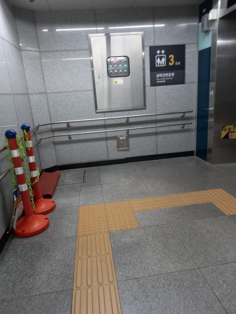 >>557