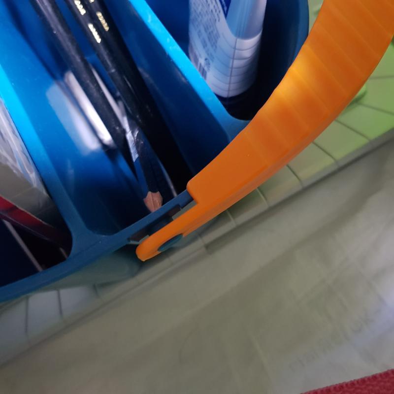 내가 제일 싫어하는 글자는 Y 지금 보고 저게 뭔말인가 했는데 생각해보니 난 미술 관련된 트라우마가 있다 그래서 미술 배우는것도 좀 겁났었는데