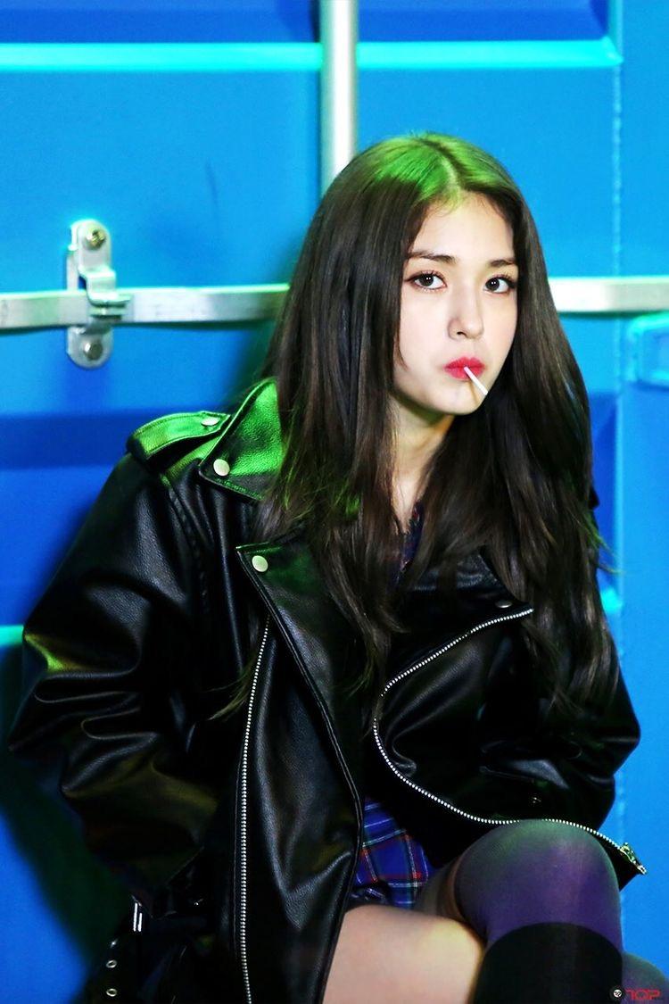 전소미 덤덤 너무 예뻐