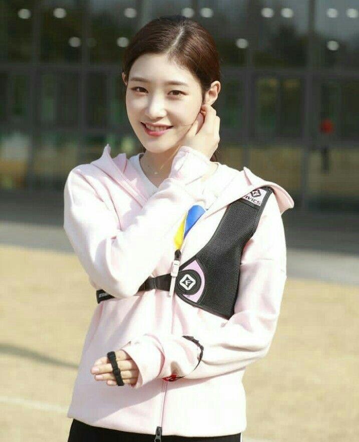 정채연 고작 양궁옷인데ㅠ이렇게 예쁘다니