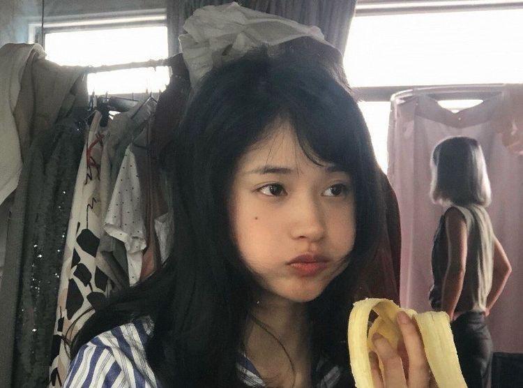 Duan xiaowei 첫짤은 ㄹㅇ 인생샷이다 보자마자 헉함