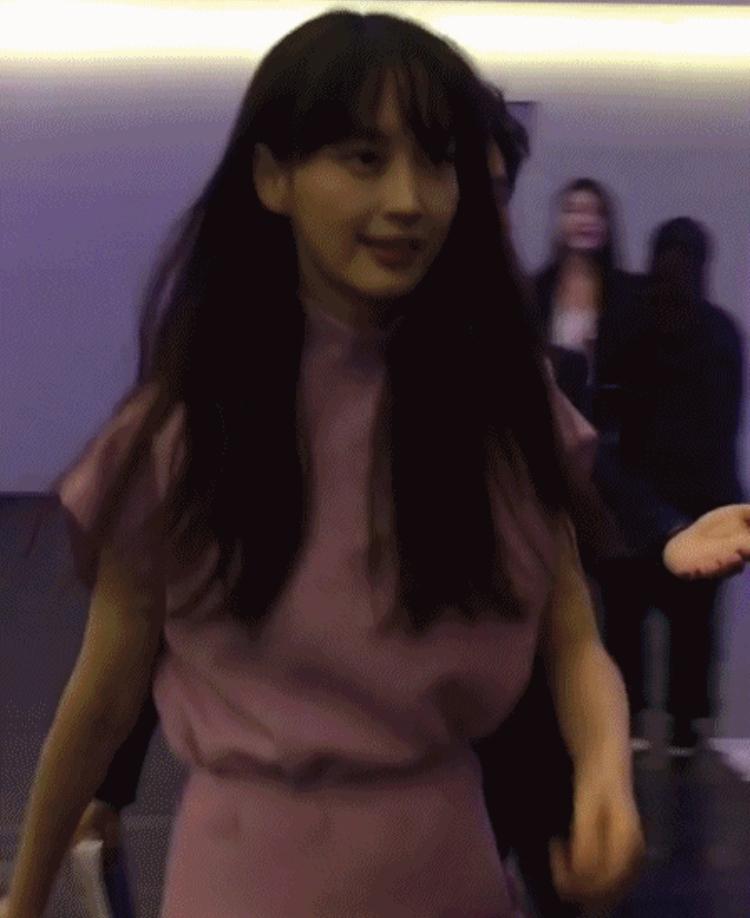 이나영 직찍 움짤캡쳐