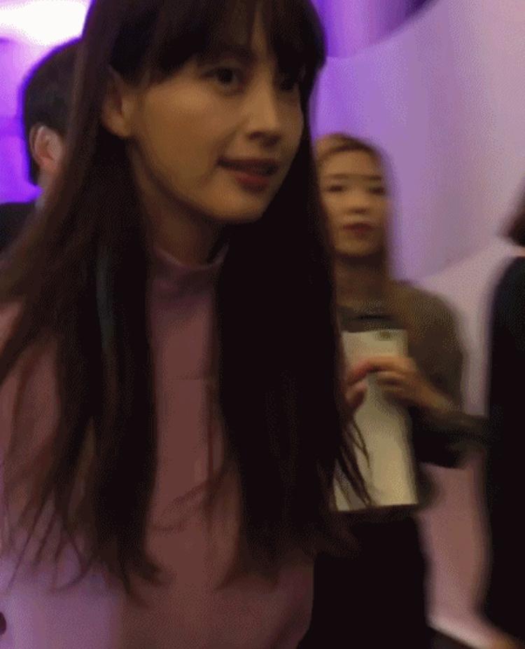 이나영 직찍 움짤캡쳐
