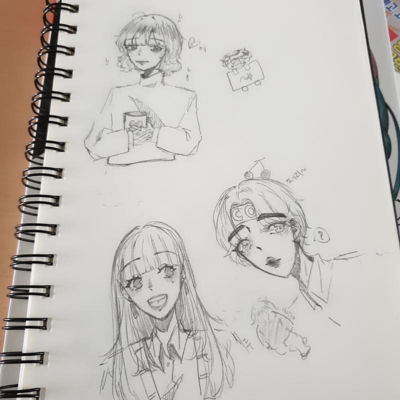 낙서햇어...◠‿◠ 날짜가 다르긴한데..