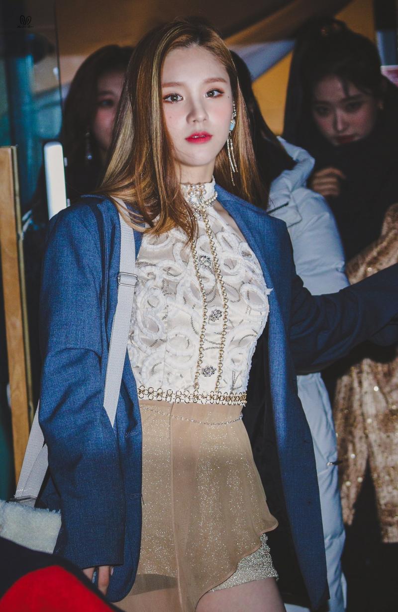 나는 토끼 같은 얼굴인데 왕 같은 분위기...