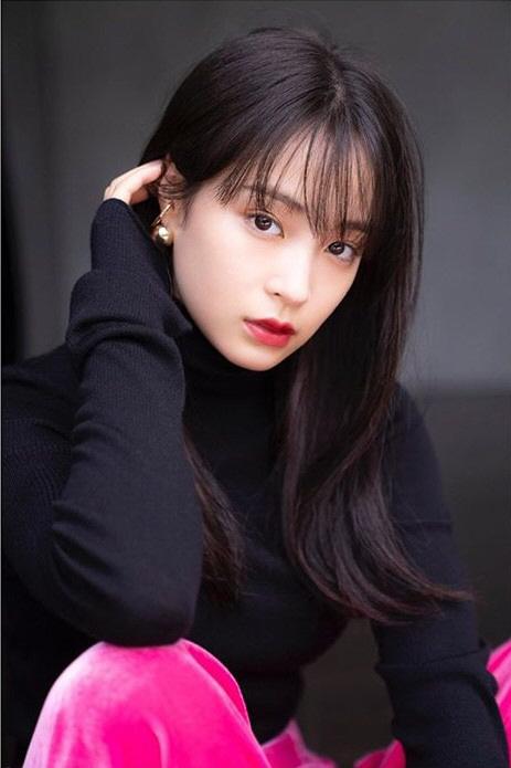 히로세 스즈 존예...