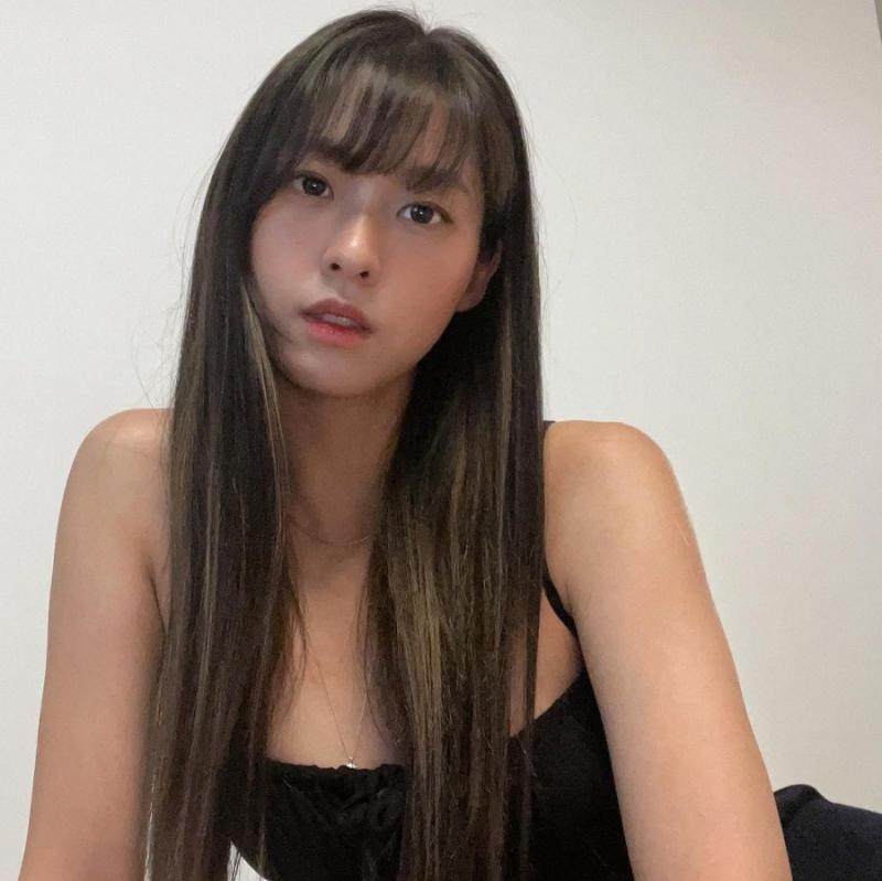 12일차 앞머리 자른 설현