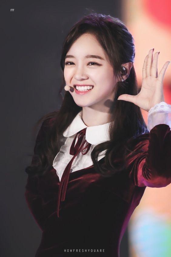 김세정