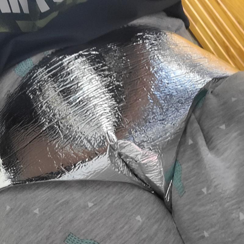 강철팬티를 입고 있으니 매우 강력한 기분이 든다 엉덩이에 미사일이 날아와도 안전할 것 같은 기분