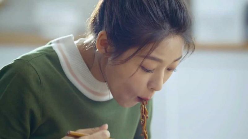 38일차 맛있게 짜파게티 먹는 설현