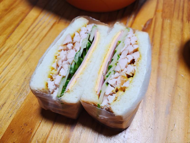 11/7 𝐃𝐢𝐞𝐭+20 어제 마트에서 바코드 이상 때문에 토마토 못 사서 토마토 없이 만드니까 너무 허전함.