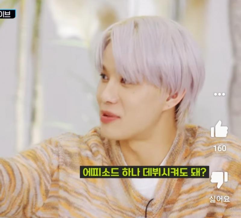 이 색??