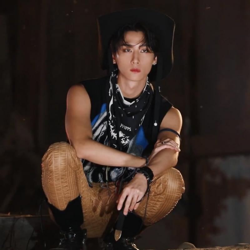 나 모자타도에 진심임 진짜 지랄지랄하기 전에 저거 벗겨라