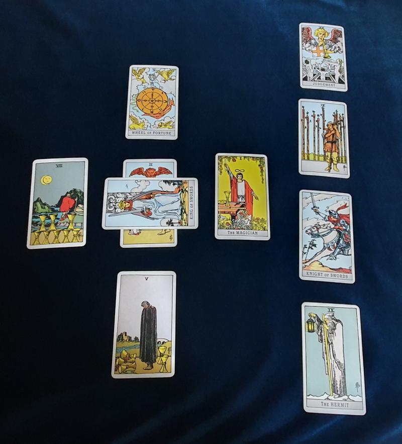 >>215 연락을 끊은 원인만 다시 뽑아봤는데, 앞에서도 얘기했듯 뭔가 지금 그분의 상황 자체가 별로 좋은 편이 아닌것같아. 지치고 힘든 상태일