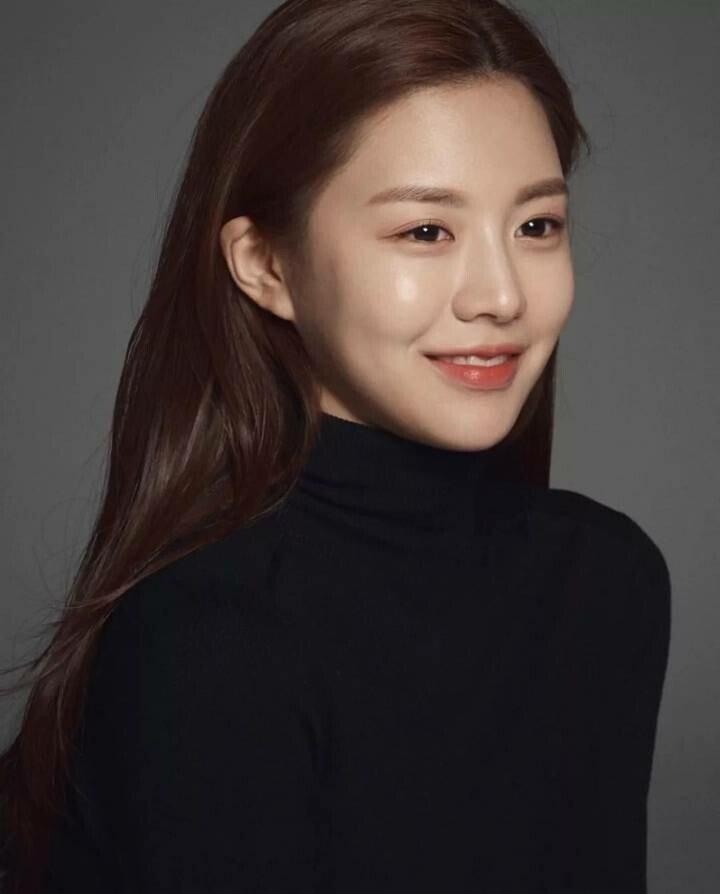 고윤정 웃는 거 너무 러블리해