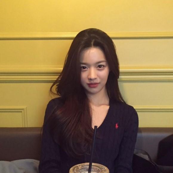 고윤정