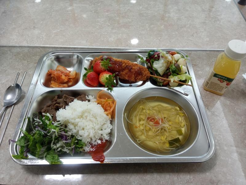 드디어 올라간다 봐줘 울 학교 급식