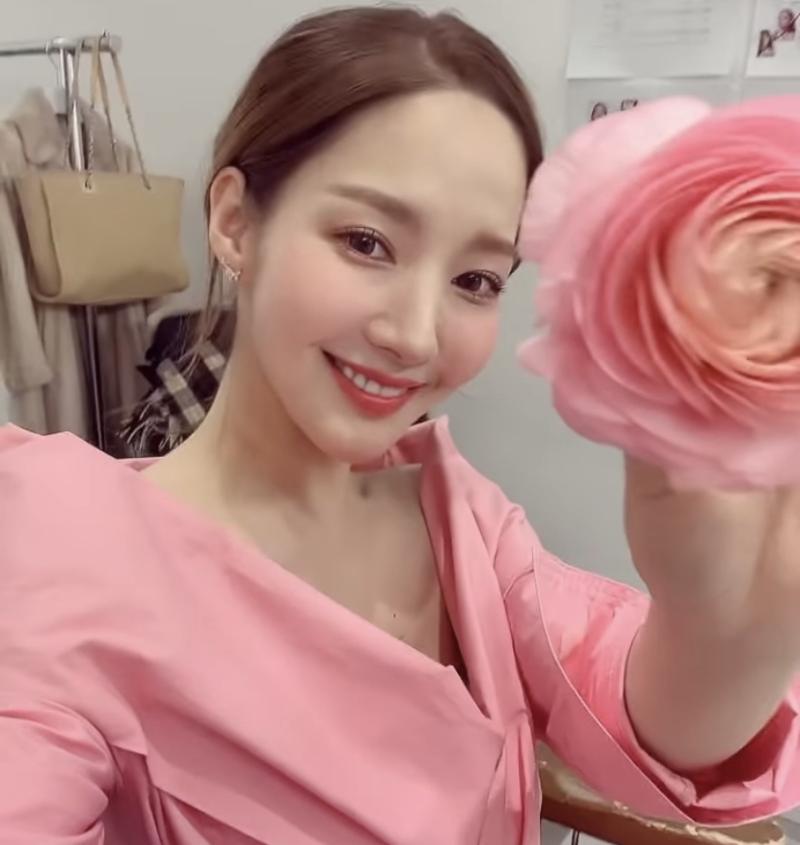 제시카랑 박민영 둘 다 내가 너무 좋아하는 얼굴..🤍🤍