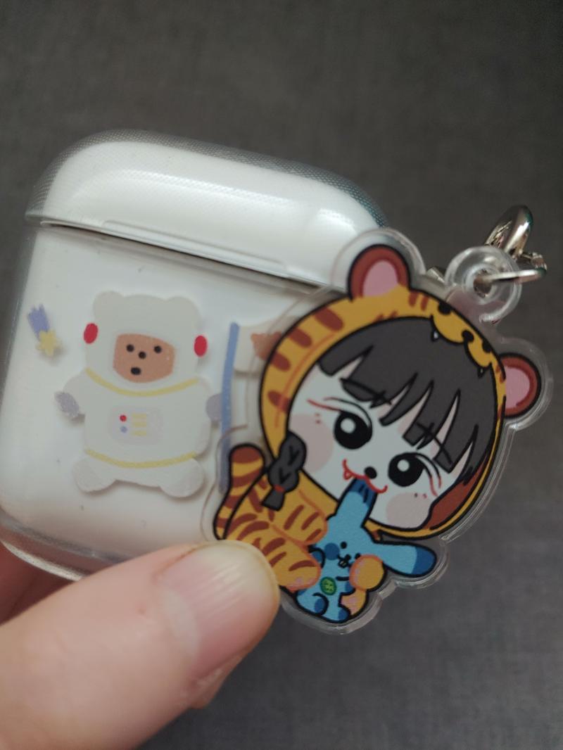 저번 본진 생캎에서 받은 키링을 달아봄 꽤나 커여워