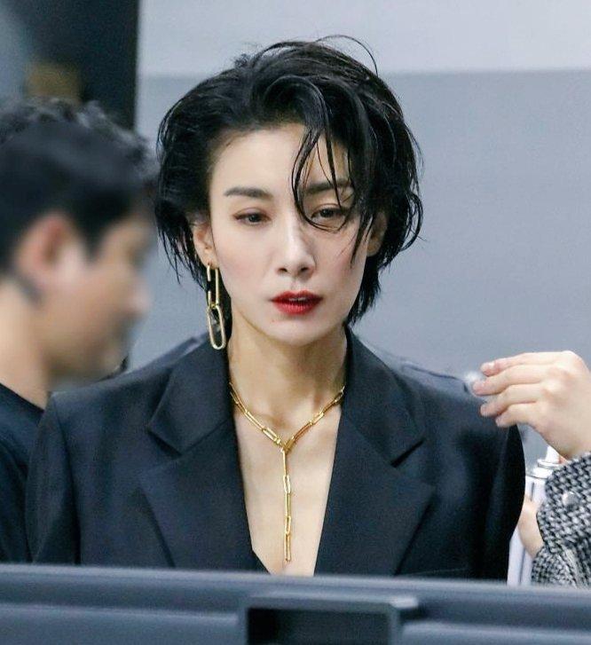 김서현 빌리 아일리쉬 (외국..애 되나?) 아이들 전소연 아이들 민니