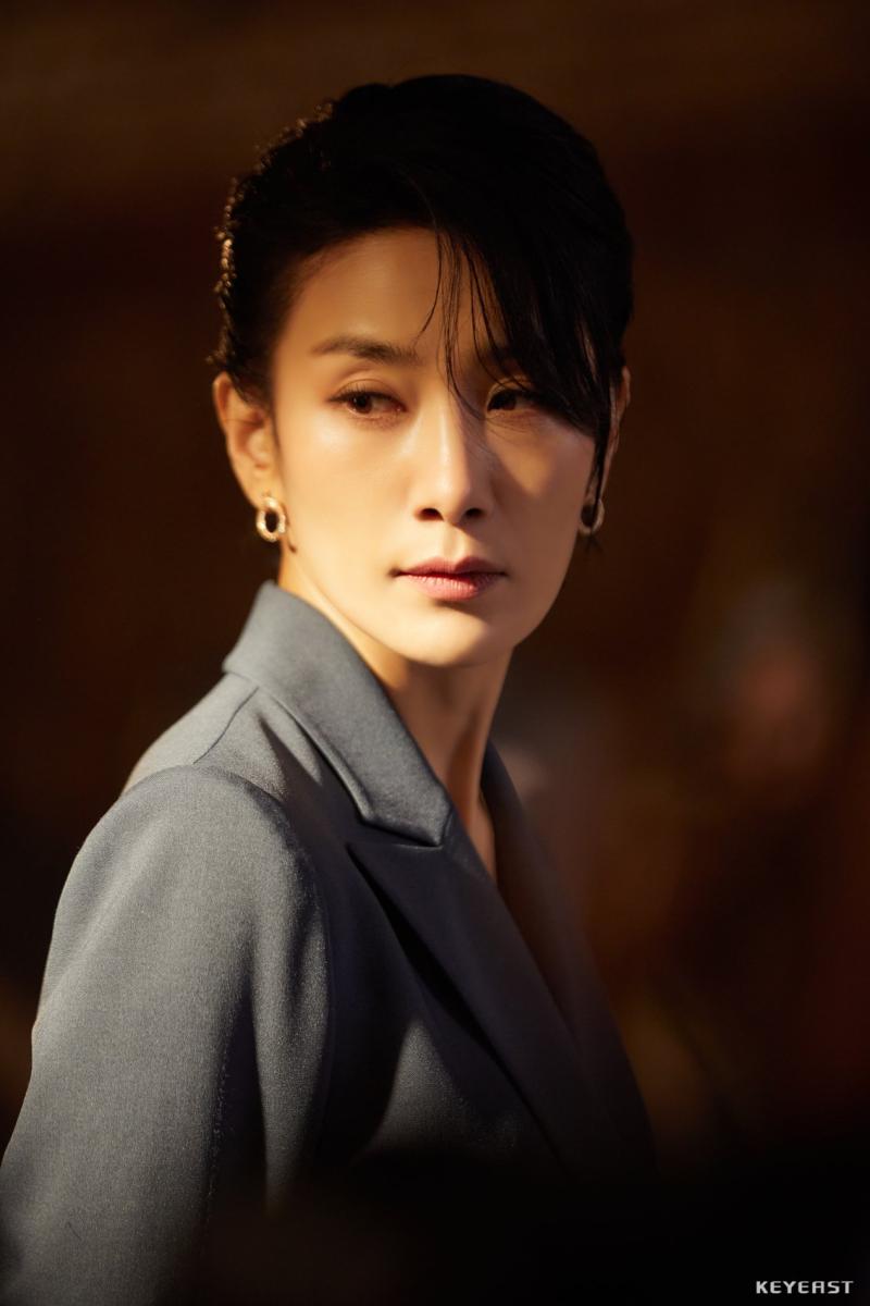 >>9 김서'형'...ㅠ 퇴폐미의 대명사 김서형 드라마 마인, 아무도 모른다 봐줘ㅠㅠ
