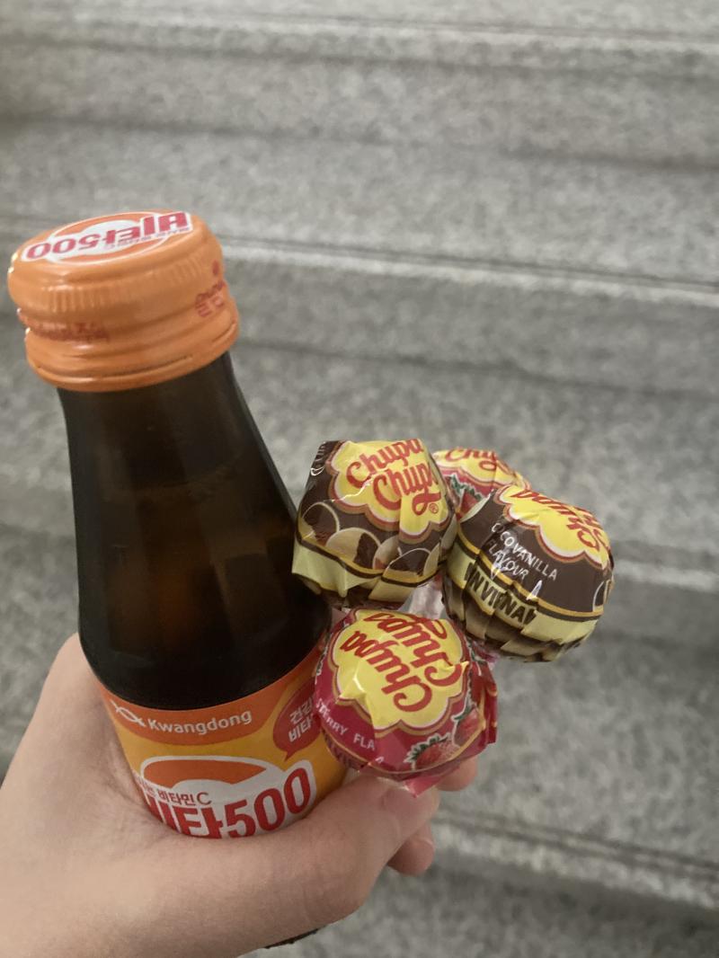 >>495 >>496 내가 썼어! 고마워 잘 먹을게♥
