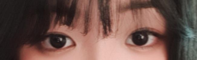 셀카 마음에 남아서 기록하러왔당 본 일기판에 올리긴 좀 그래서ㅋㅋㅋㅋㅋㅋ 눈만 잘라서 올렸으니까 괜찮겠지..? 암튼 다시 사라져야지 뿅!