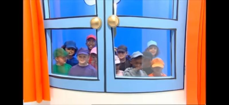>>68 이건가...? 내가 말했지만 헷갈려 첫번째는 내친구 티미, 두번째는 뚝딱 아저씨(MBC) 미국/캐나다 껀줄 알았는데 희한하게 둘 다 영