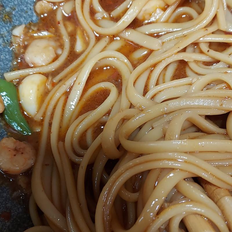 참기름인줄알고 파스타에 간장 부웠다 바보같애